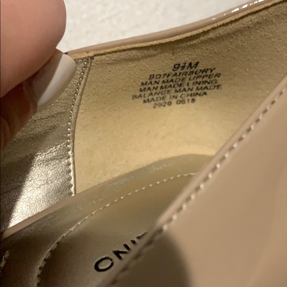 9.5 nude Bandolino pumps - Picture 4 of 5